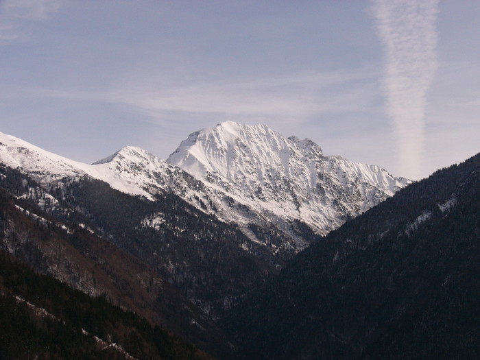 Le grand charnier sous la neige