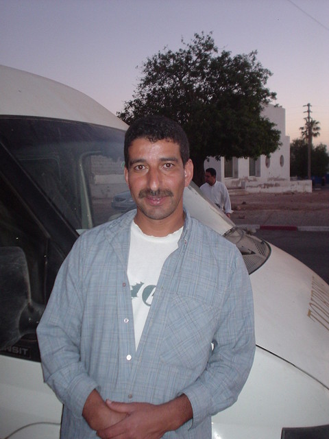Abdel, chaffeur du minibus