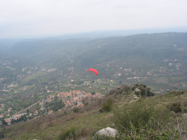 En dessous Bar-sur-Loup