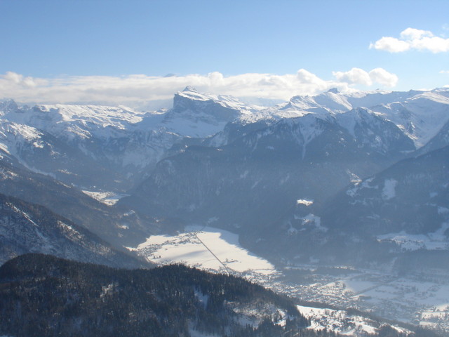 Vers le fond de la vall&eacute;e (vallon)