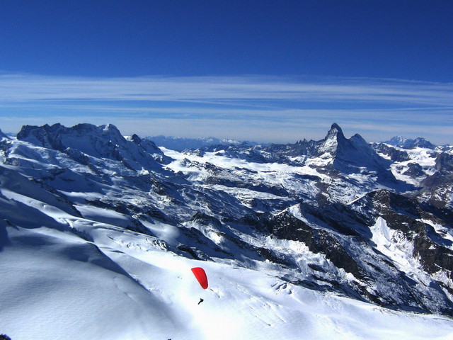 Allalinhorn, vue sur Zermatt et quelques beaux d&eacute;cos.