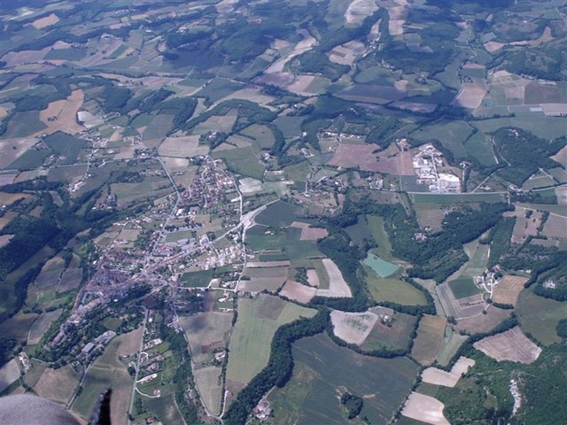 CASTELNO OUF