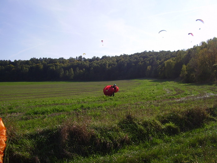 Quand le vent voulait bien souffler un peu, il y avait une dizaine de voiles en l'air