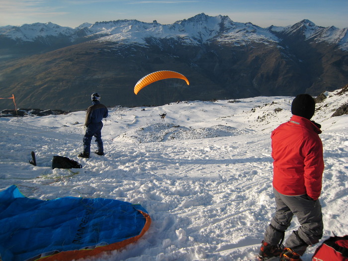 C'est parti pour le survol des pistes des Arcs