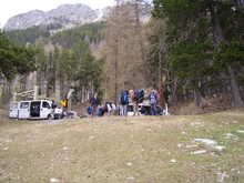 Le groupe de futurs moniteurs arrivent au plateau de Lachau