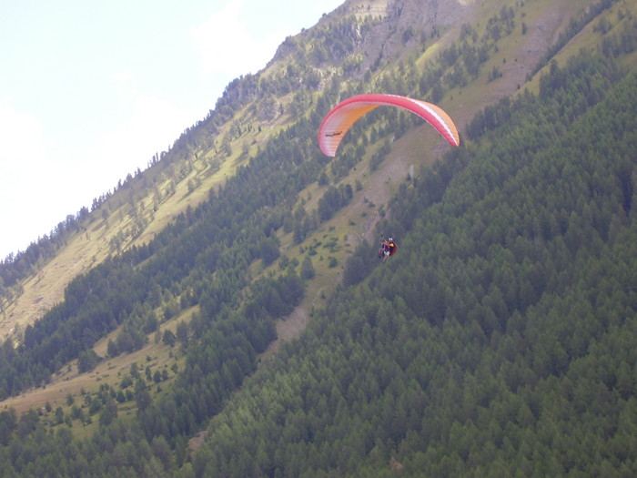 Vol du matin en partant du plateau de la Chau