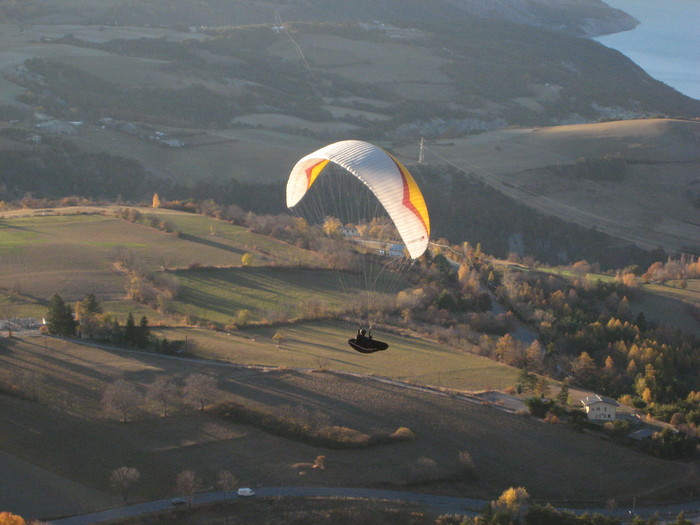 Jef profite des derniers rayons du soleil