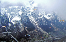 25.SEC 2009.grappe devant mont blanc.jpg